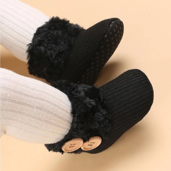 Black Baby Booties, size 3 - Picture 4 of 4